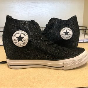 Converse hidden wedge